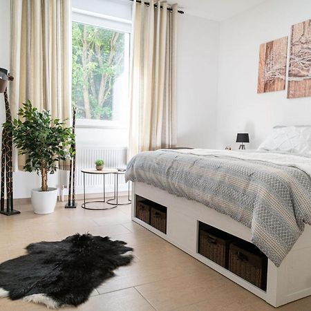 Beautiful Apartment In Town Centre Landstuhl Extérieur photo