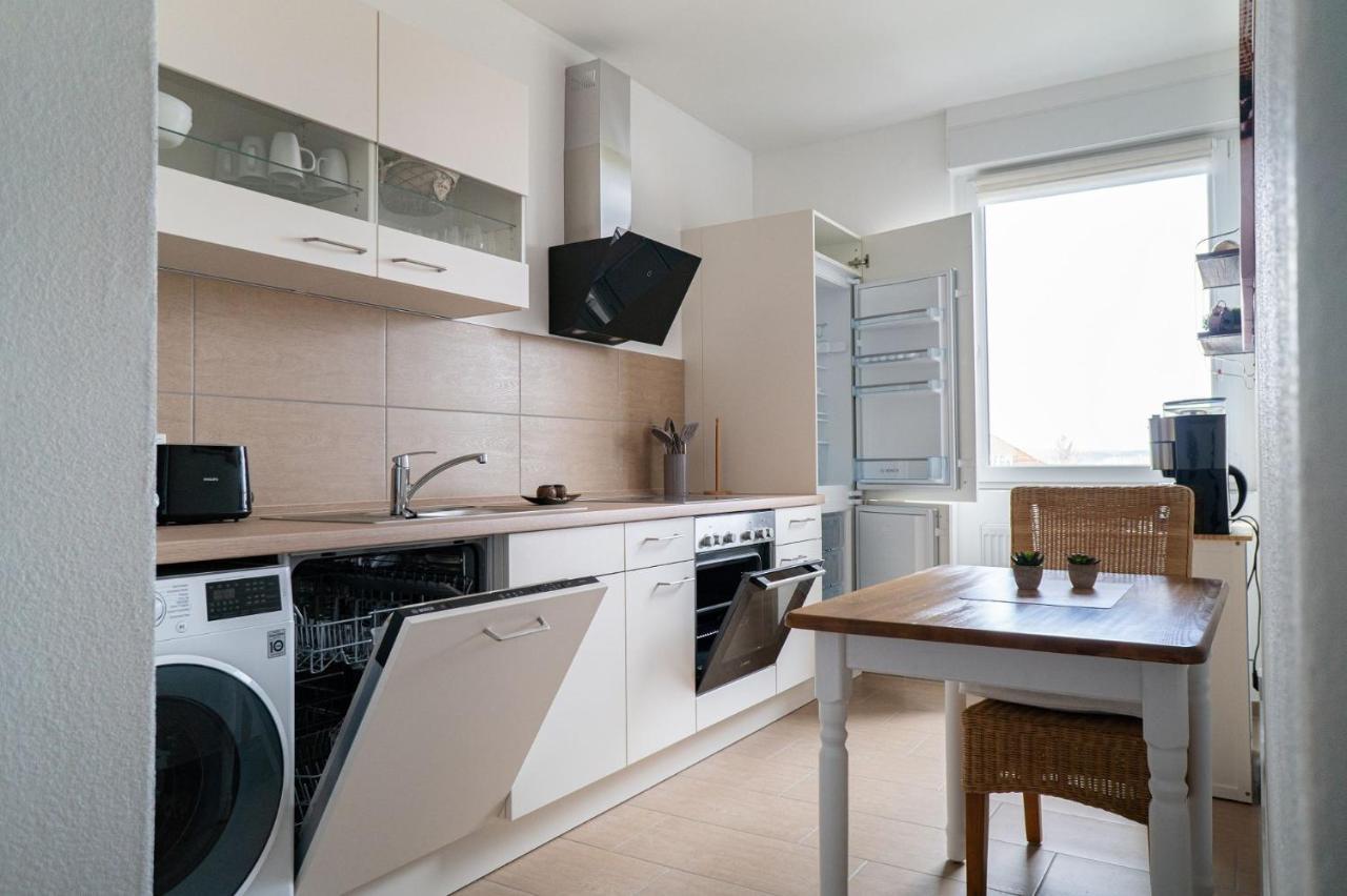 Beautiful Apartment In Town Centre Landstuhl Extérieur photo
